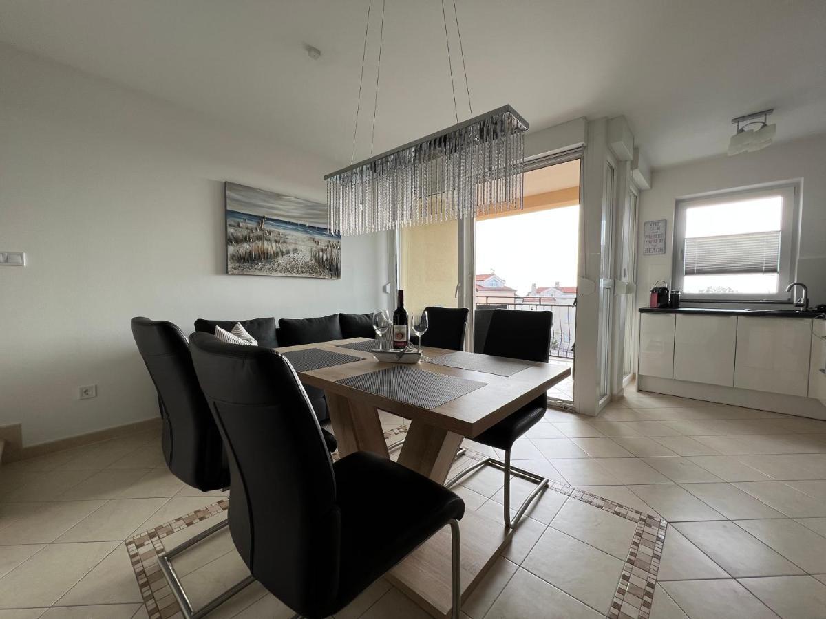 Maj Premium Apartment 4 Sterne - Neu Renoviert โปเรช ภายนอก รูปภาพ