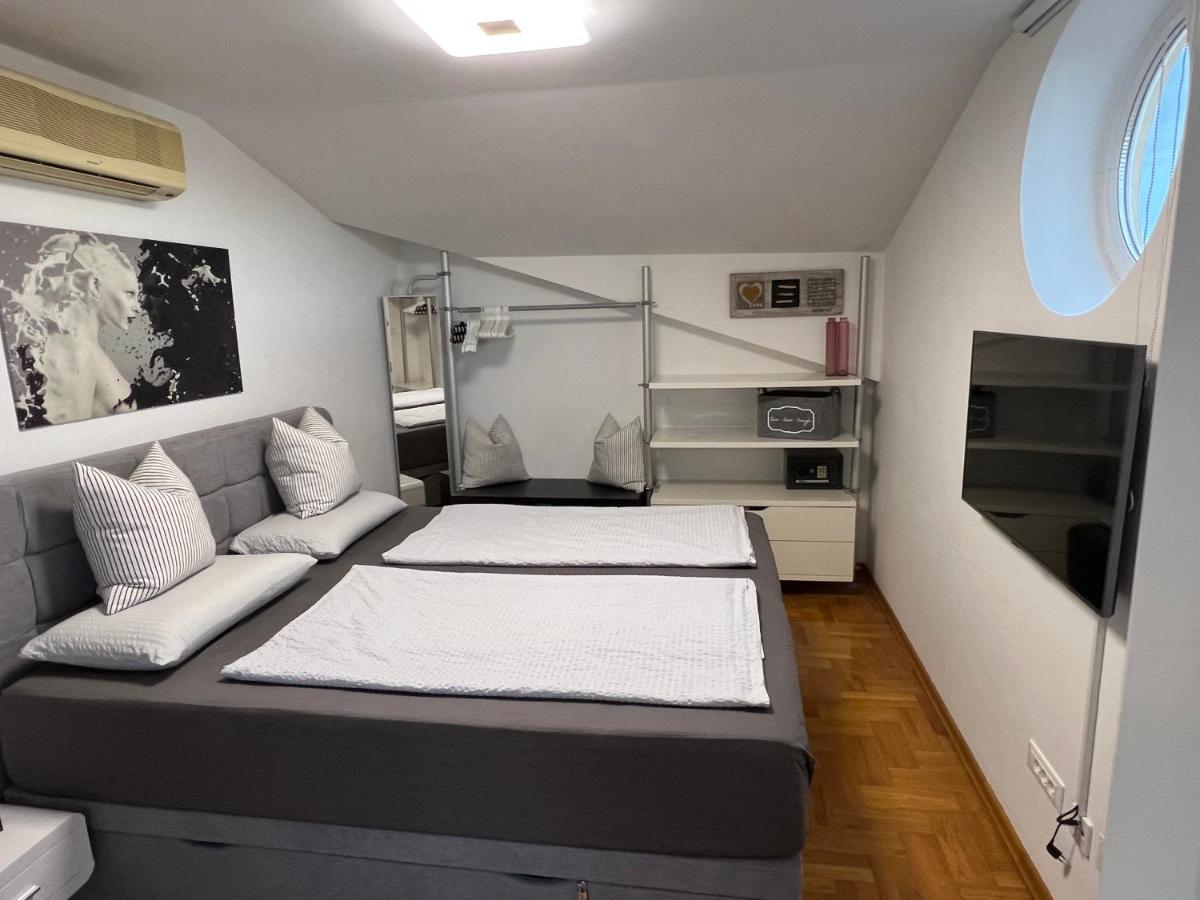 Maj Premium Apartment 4 Sterne - Neu Renoviert โปเรช ภายนอก รูปภาพ